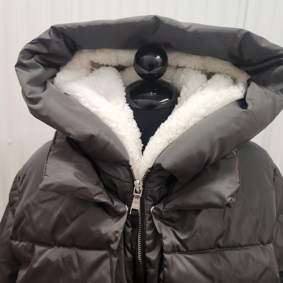 NWT Madden NYC Juniors' Fleece Hood Puffer Jacket Grey - Picture 4 of 9